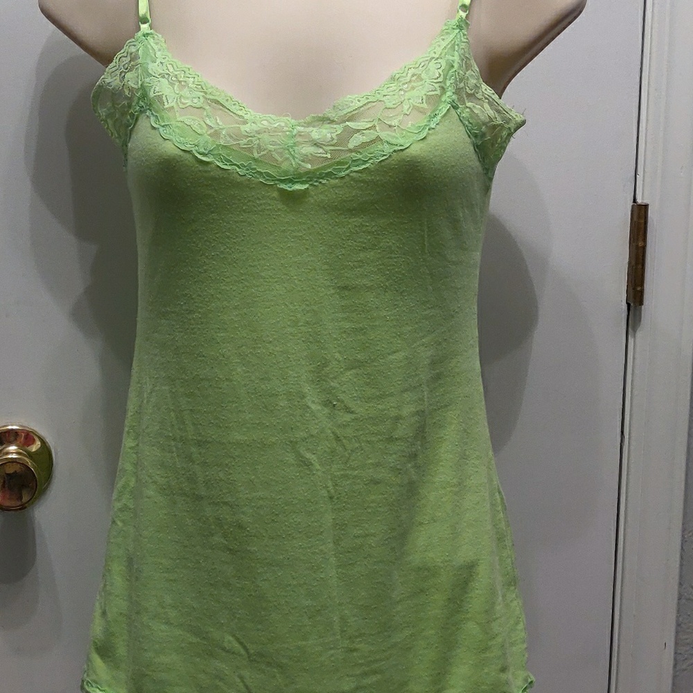 Lace trim camisole top